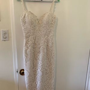 Lace white midi dress